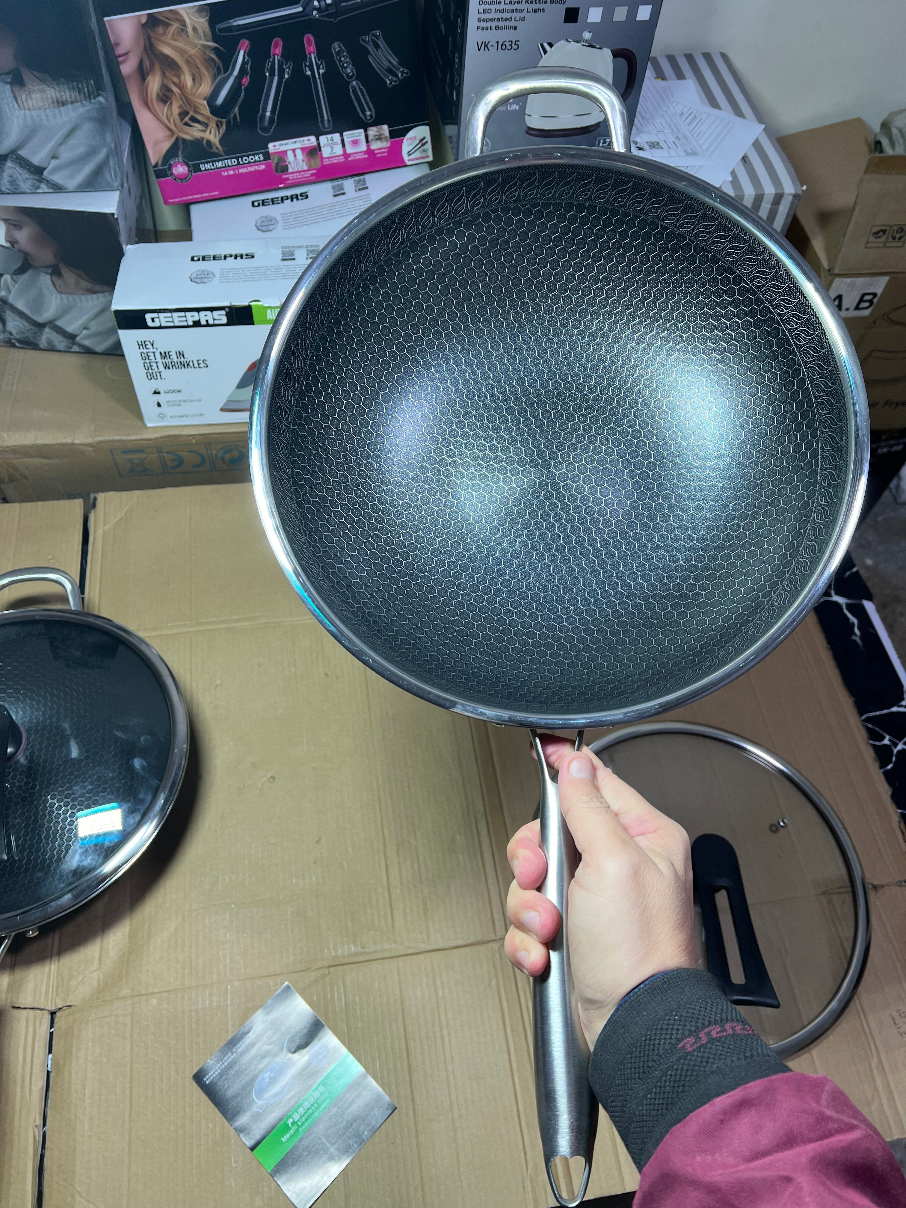 Germany lot lesser coating deep Frypan with led